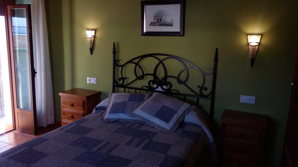 Talarrubias Apartamentos Rurales Casas De Los Maestros מראה חיצוני תמונה